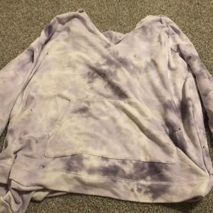 Cute sweatshirt with hood.